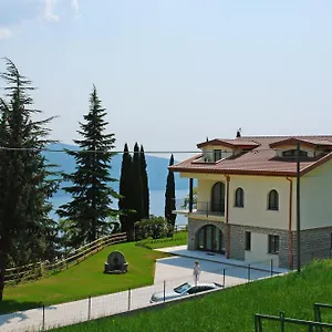 San Valentino Апартаменты
